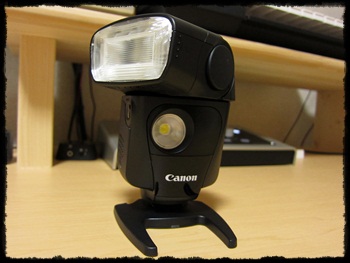 Canon スピードライト320EX