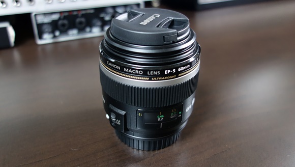 Canon EF-S60mm F2.8 マクロ USM